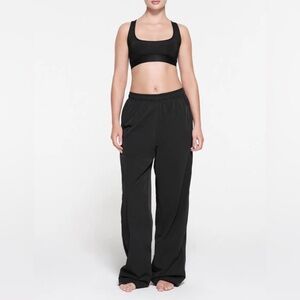 SKIMS - Track Woven Nylon Pant - Onyx